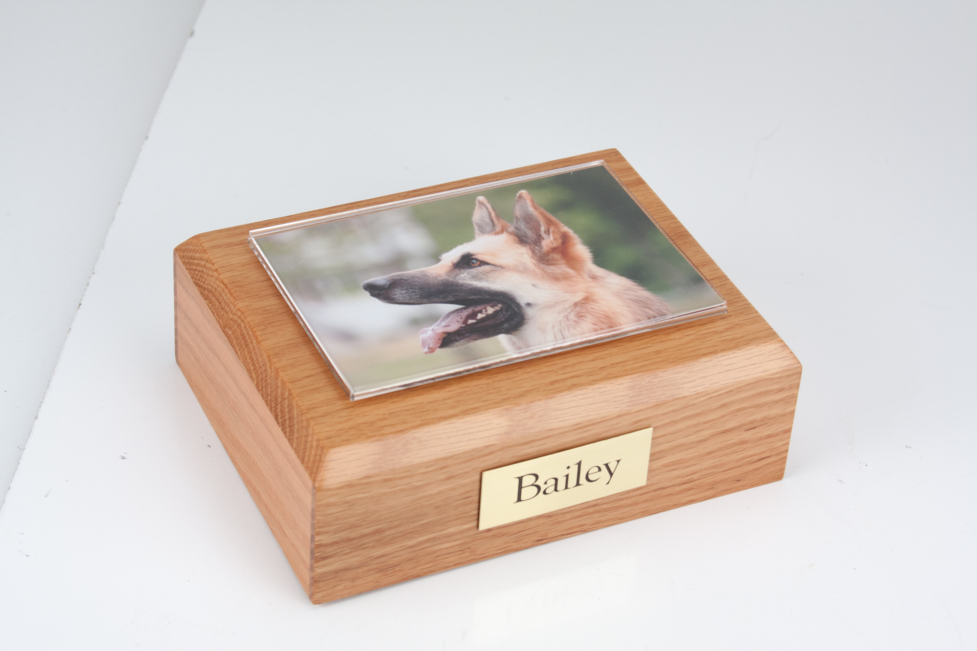 Tradition Urns with Photo Holder