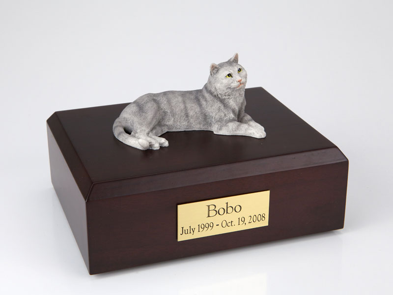Cat, Tabby, Gray - Figurine Urn - Click Image to Close